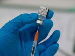 Európska komisia schválila vakcínu Pfizer/BioNTech pre deti vo veku 12-15 rokov