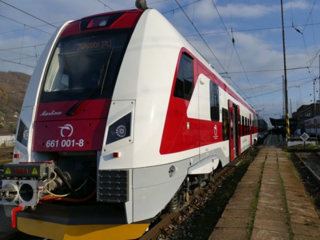 Vlakovú dopravu na východe majú skvalitniť nové súpravy z eurofondov