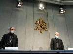 Vatikán sprísnil tresty za zneužívanie maloletých