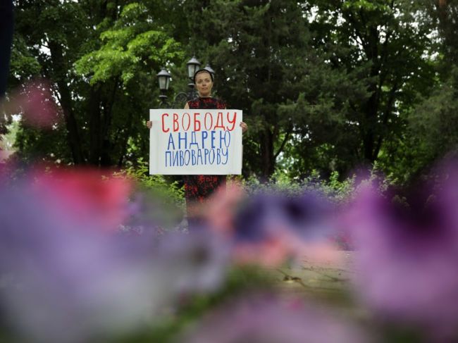 Peskov: Zatknutie Gudkova a Pivovarova nesúvisí s politikou