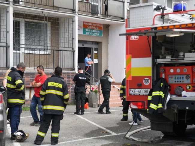 Hasiči zasahovali pri požiari budovy v Košiciach