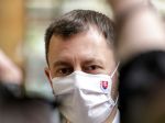 Premiér odmieta konšpirácie a zastrašovanie, OČTK majú voľné ruky