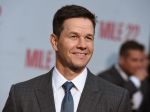 Jeden z najlepšie zarábajúcich hollywoodskych hercov Mark Wahlberg slávi narodeniny