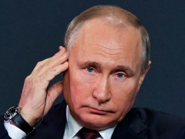 Putin dúfa, že nemecko-ruské vzťahy budú stabilné i po odchode Merkelovej