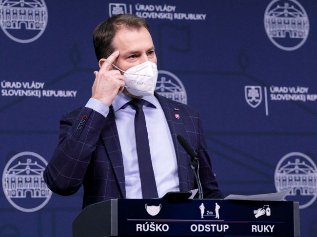 Matovič chce, aby sa vakcínou Sputnik V očkovali aj ľudia starší ako 60 rokov