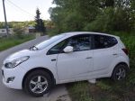 Zaparkované vozidlo sa dalo do pohybu a zrazilo päťročné dievčatko