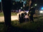Hasiči zasahovali pri dopravnej nehode, auto sa prevrátilo a vznietilo