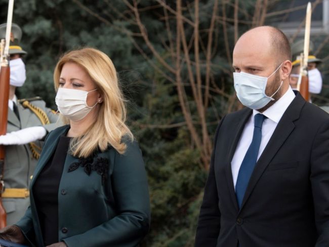 Prezidentka prijala ministra obrany, hovorili aj o blížiacom sa samite NATO