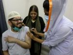 Útok na očkovací tím v Pakistane si vyžiadal životy dvoch policajtov