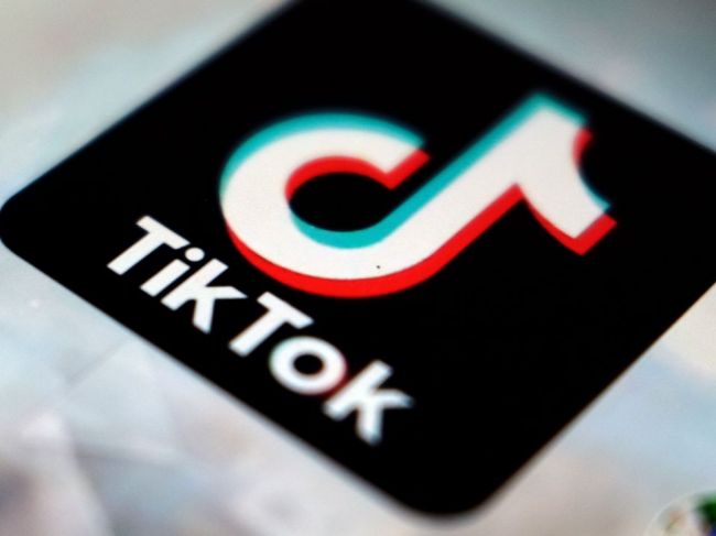 Biden zrušil Trumpov zákaz sťahovania čínskych aplikácií WeChat a TikTok