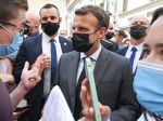 Muž, ktorý dal facku Macronovi, pôjde do väzenia