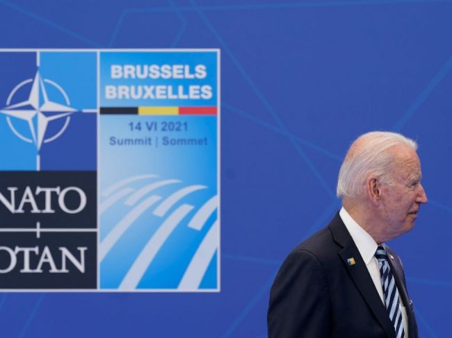 Biden: NATO čelí novým výzvam zo strany Ruska a Číny