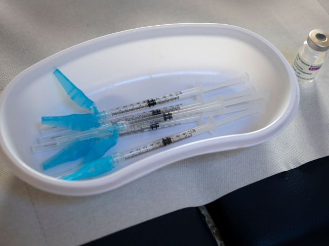 Južná Kórea hlásila ďalší prípad krvnej zrazeniny po očkovaní AstraZenecou