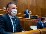 Členovia vlády aj samotný Mikulec chýbajú pri diskusii o jeho odvolaní
