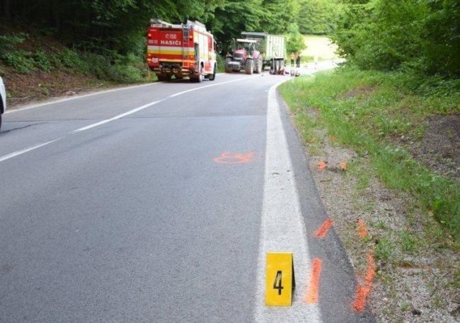 Tragická dopravná nehoda si vyžiadala život 35-ročného motocyklistu