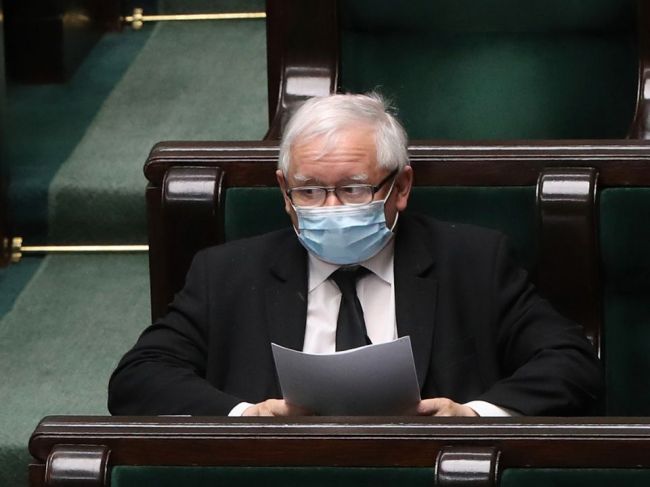 Kaczynski: Rozsiahly kyberútok na poľských politikov bol podniknutý z Ruska