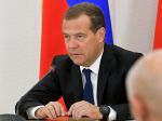 Dmitrij Medvedev ostáva predsedom strany Jednotné Rusko