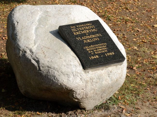 Po prvý raz si pripomenieme 24. jún ako Deň pamiatky obetí komunistického režimu