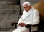 Tajomník: Emeritný pápež Benedikt XVI. je fyzicky slabý, ale duševne v poriadku
