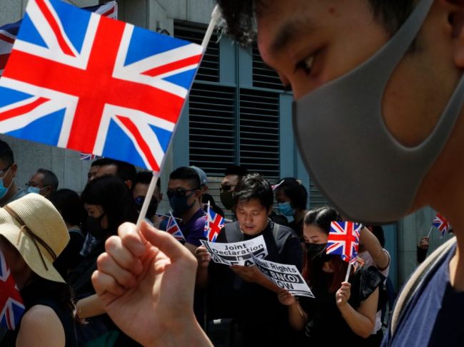 Hongkong v súvislosti s variantom delta od 1. júla zakáže všetky lety z Británie
