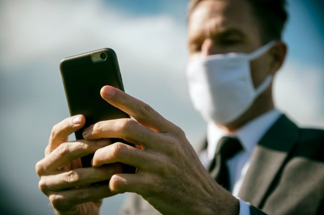 Slovákom prichádzajú SMS správy s číslom COVID-19 passu