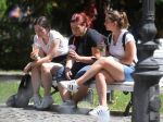Meteorológovia upozorňujú na horúčavy, teplota miestami vystúpi na 34 stupňov
