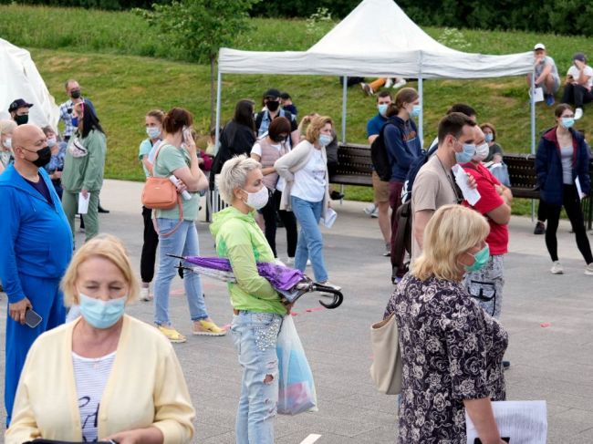V Maďarsku začnú očkovať občanov prihraničných regiónov susedných krajín