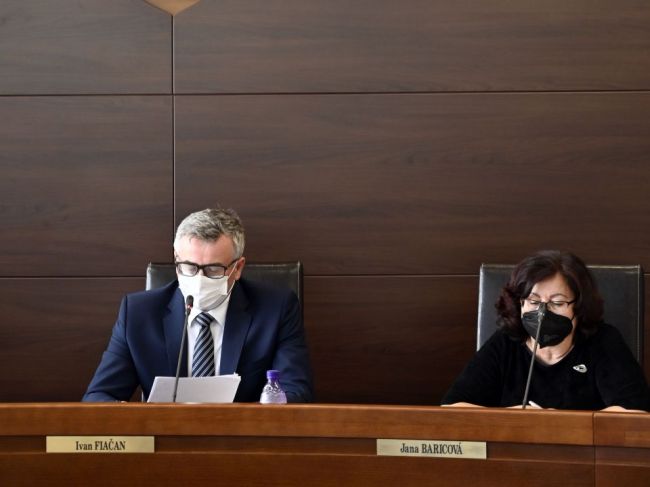Rozhodnutie Ústavného súdu je pre nás veľkým sklamaním, hovoria odborári
