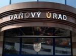 ÚŠP: Do podvodov s daňovými vratkami boli zapletení aj daniari, dostávali úplatky