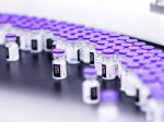 Pfizer a BioNTech chcú úrady požiadať o povolenie podávať tretiu dávku vakcíny