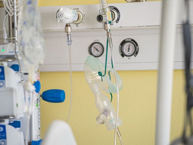 Na Slovensku pribudli desiatky prípadov nákazy koronavírusom a jedna obeť