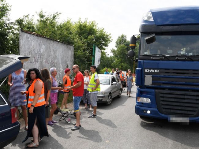 Najmenej covidových obmedzení pre Slovákov majú tieto dve krajiny
