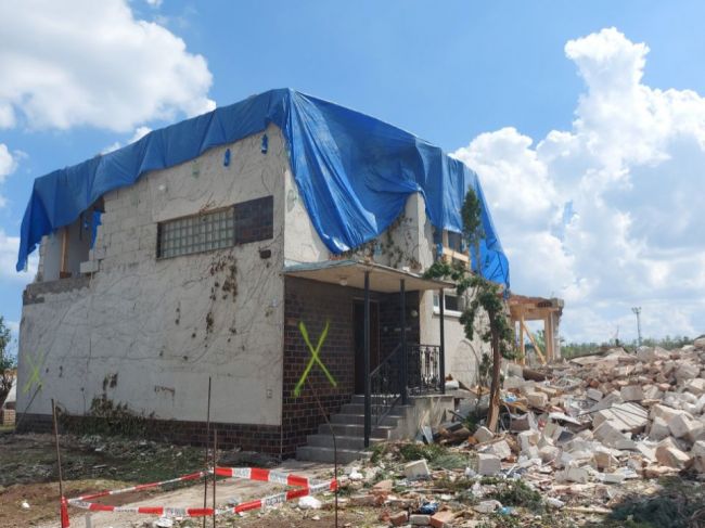 Upratovanie po tornáde na juhu Moravy aj demolácie sa končia, dobrovoľníci sú stále vítaní