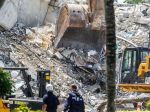 Počet obetí zrútenia obytnej budovy na Floride sa zvýšil na 78