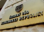 Ústavný súd pozastavil júlovú vyhlášku ÚVZ