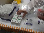 Rusko nezvažuje dovoz zahraničných vakcín proti covidu