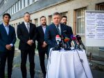 Smer-SD podal "verejné trestné oznámenie" pre nákup testov od trnavskej firmy