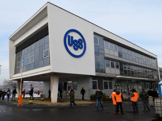 Spor o kataster pozemkov U. S. Steel pokračuje, ÚS pozastavil rozsudok NS