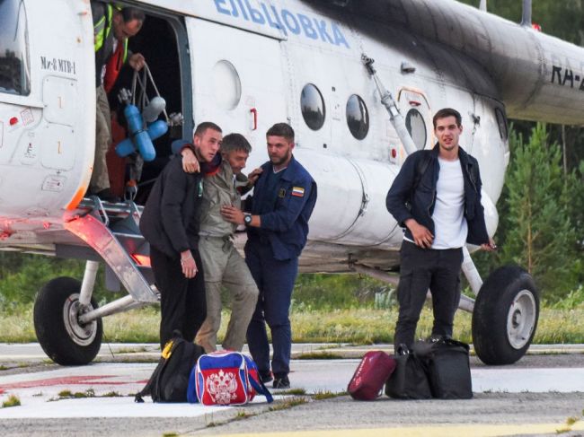 Príčinou núdzového pristátia lietadla bola pravdepodobne porucha motora
