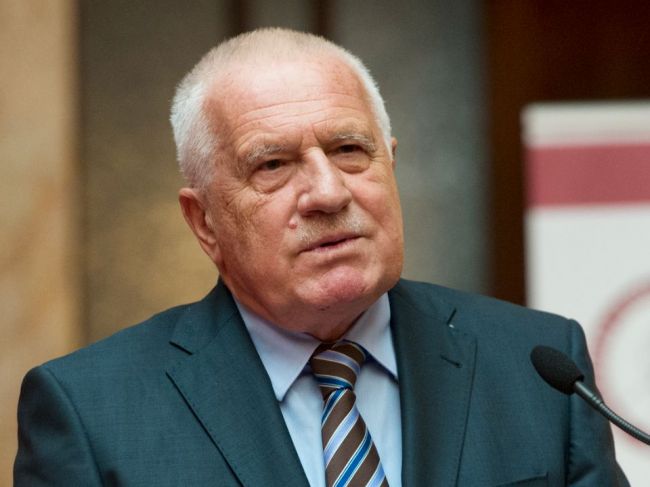 Český exprezident Václav Klaus musí zaplatiť pokutu za vystúpenie bez rúška