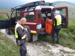Počas zjazdu z Krížnej utrpel poranenie hlavy slovenský cyklista