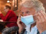 Úrad verejného zdravotníctva upozorňuje: Na týchto miestach treba nosiť rúško