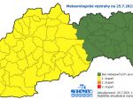 V nedeľu očakávajú meteorológovia na západnom a strednom Slovensku búrky