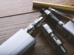 WHO varuje pred rizikami e-cigariet a žiada ich reguláciu