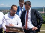 Premiér: Horná Nitra sa aj vďaka európskym peniazom stáva prémiovým regiónom