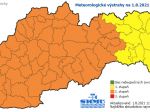 SHMÚ: Búrky hrozia v nedeľu na celom území Slovenska, platia výstrahy