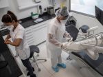 Prieskum: Druhá vlna koronavírusu oddialila liečbu mnohých pacientov