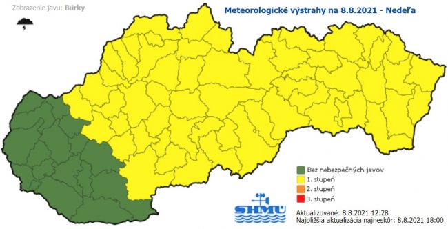 Na väčšine územia Slovenska sa môžu vyskytnúť búrky