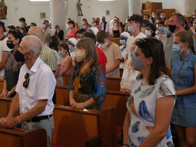 Pri zhoršení situácie bude pri bohoslužbách potrebný zoznam účastníkov