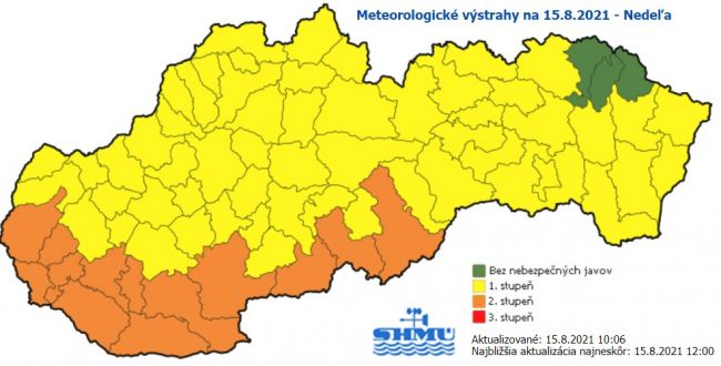 V nedeľu si treba dávať pozor na vysoké teploty, hrozia aj búrky